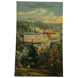 Eureka Springs AR Birds Eye View Postkarte Linen CT Art Colortone Vintage