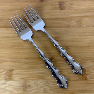 Oneida Deluxe Mozart Stainless Steel 2 Salad Forks Replacement Flatware 80s