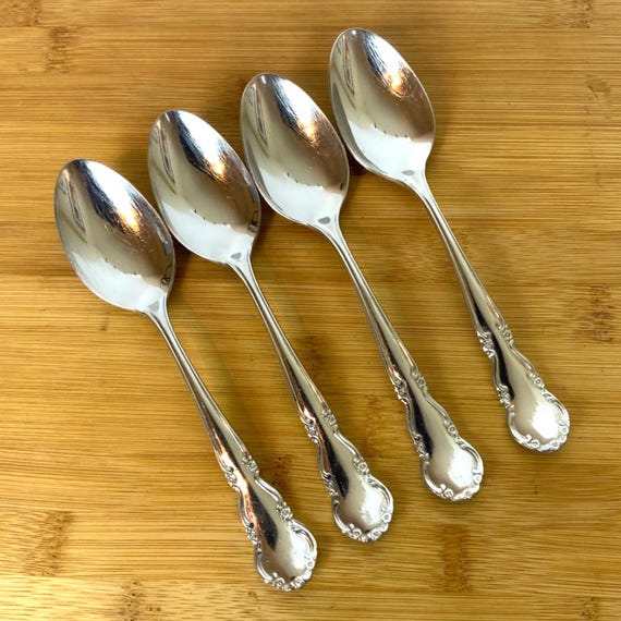 Reed & Barton Dickenson 4 Oval Soup Spoons 18-8 Stainless Steel