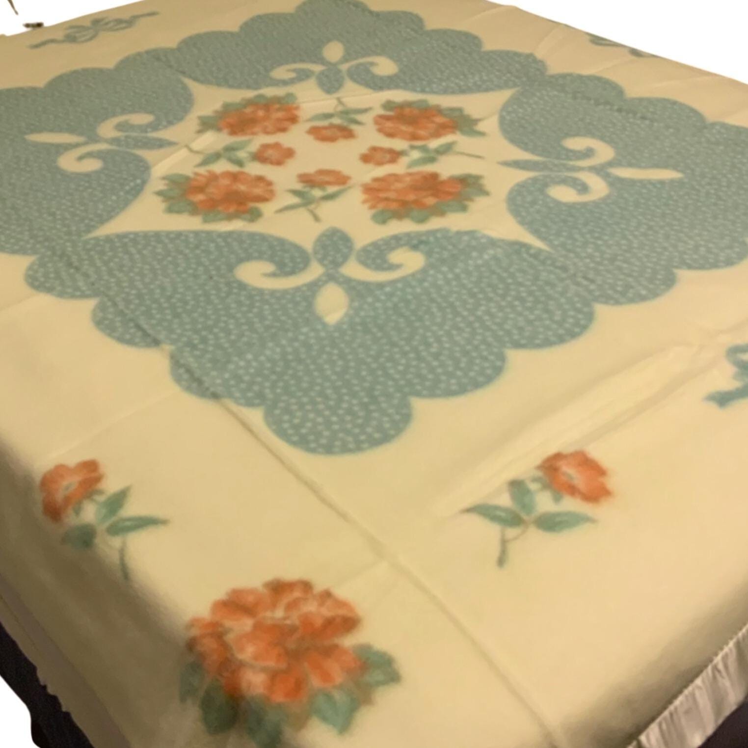 Vintage Montgomery Ward Blanket - Etsy Canada