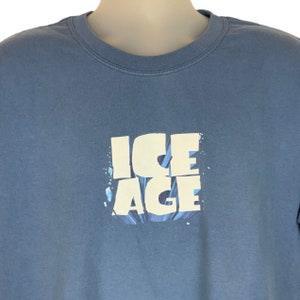 Ice Age Movie Blockbuster Video Promo T Shirt Mens Blue Cotton Gildan 2002 Y2K