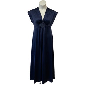 Vanity Fair Nightgown Chemise Womens Size 34 Navy Blue V-Neck Cap Sleeves Gown