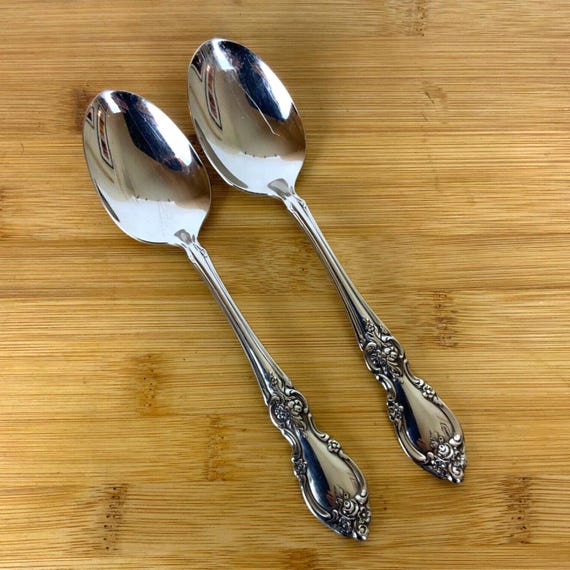 Oneida Community Stainless Louisiana 2 Oval Soup Spoons