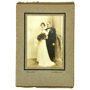 Vintage Wedding Portrait Photo Bride Groom Full Length Black White Cabinet Card