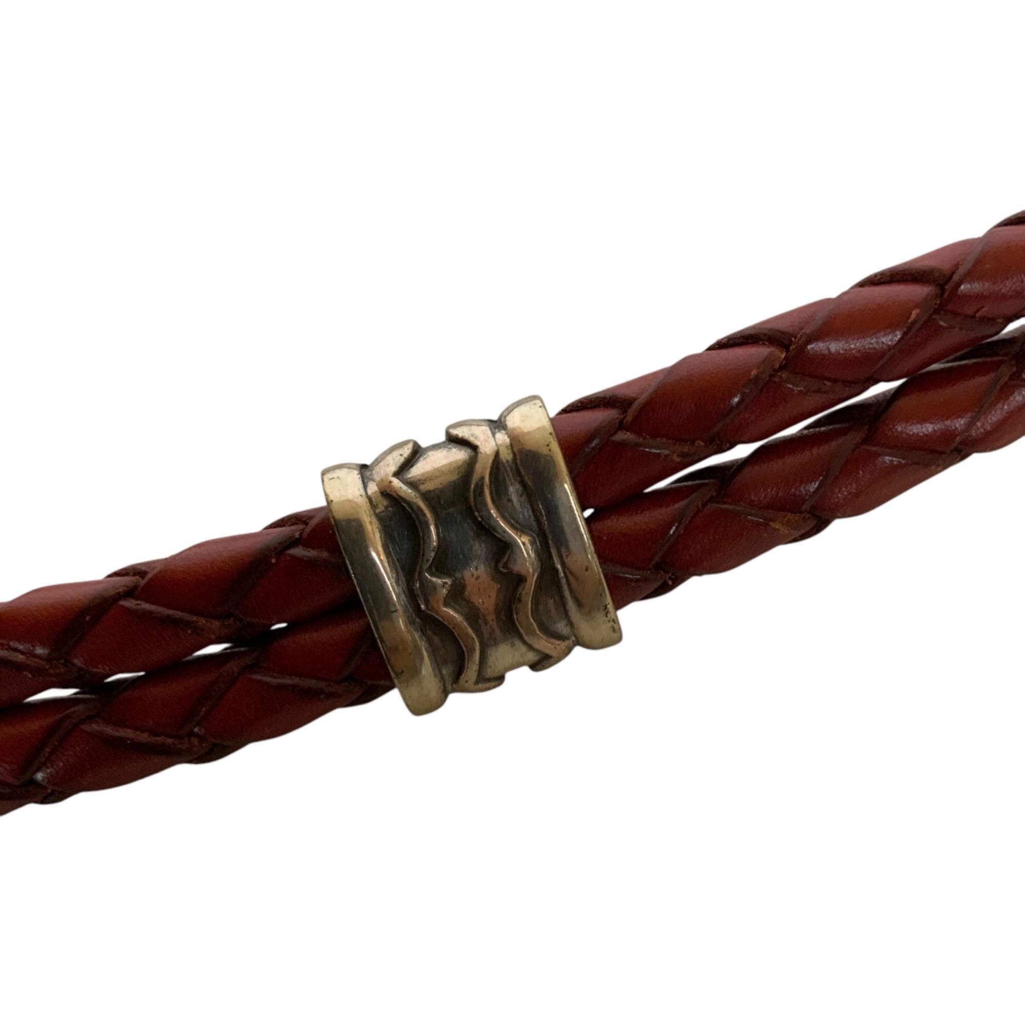 Vintage 1994 Brown silver Braided leather belt with silver metal accents buckle Vintage Braided Brown Leather Belt With Silver Metal Buckle  main image 2