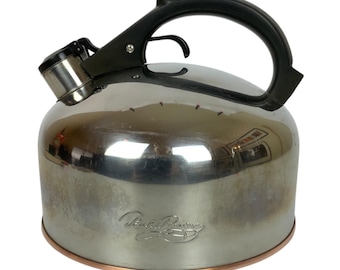 Tetera silbante Revere Ware de acero inoxidable con base de cobre, 3,5 cuartos de galón, 2008