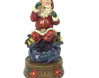 Here Comes Santa Claus Musical Figurine 1940 Toy Bag Cookies Milk