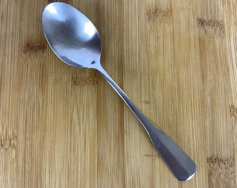 Oneida Distinction Colonial Artistry ONE Oval Soup Spoon Stainless Steel