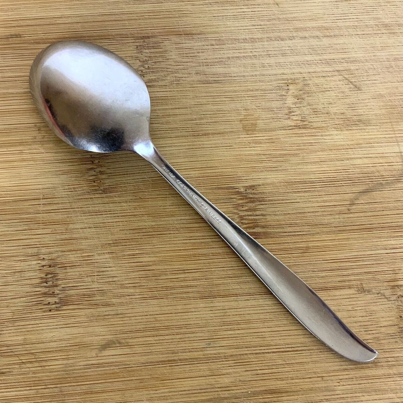 Oneida Silver Shell Silverplate Sugar Spoon | EXTRA 30% OFF CODE FF30