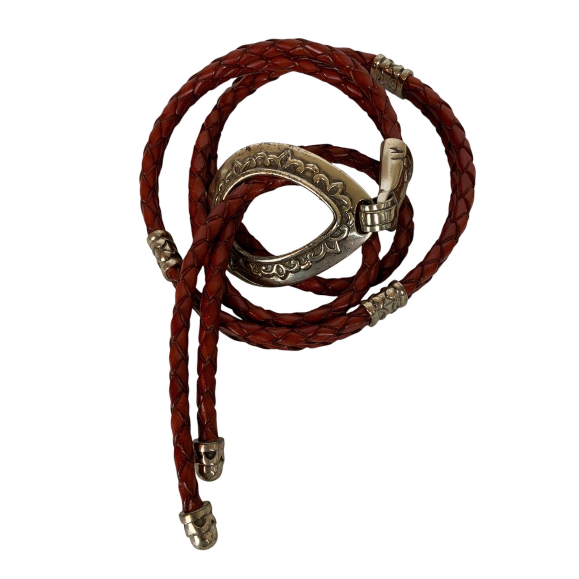 Vintage 1994 Brown silver Braided leather belt with silver metal accents buckle Vintage Braided Brown Leather Belt With Silver Metal Buckle  main image 3