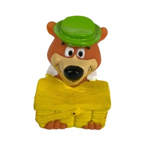 Yogi Bear Pic-a-nic Picnic Basket Vinyl Figure Arbys Kids Meal Toy Vtg 1994