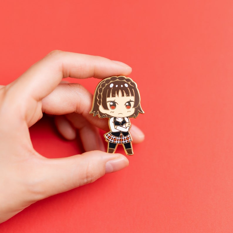 Phantom Thief Makoto The Queen Enamel Pin image 2