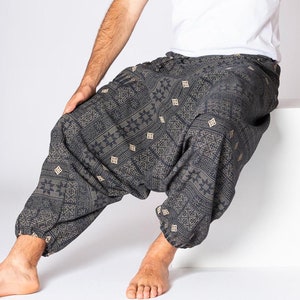 PANASIAM Aladdin  Pants – 100% Cotton Harem Pants, Unisex Yoga Pants, Lounge Pants, Baggy Hippie Pants, Festival Outfit, Geometric Design