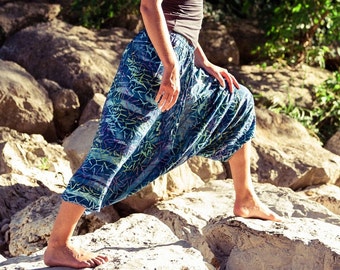 ALADIN PANTS Batik Design | 100% natural viscose | different patterns & colors | a trouser pocket | unisex | fairly produced