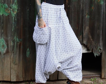 PANASIAM Aladin pants Geometrix Asanoha White handmade from 100% cotton with patch pocket Harem pants bloomers in a unisex design