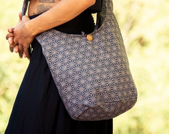 SHOULDER BAG Sacred Geometry | 100% cotton | Zipper & small wooden button | separate inside pocket | 2 sizes | fairly produced