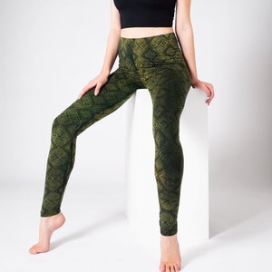 PANASIAM Tie-Dye Leggings – Dance Leggings, Unique, Soft & Stretchy – Abstract Pattern – Yoga, Goa, Hippie, Ecstatic Dance, Boho Festival