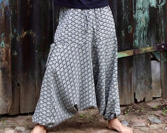 PANASIAM Aladin Pants Geometrix Seigaiha Gray – 100% Cotton, Handmade Harem Pants Baggy Pants with Pocket, Unisex Festival & Yoga Pants