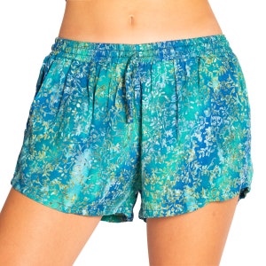 SHORTS Batik Design 100% natürliche Viskose verschiedene Muster & Farben zwei Hosentaschen fair produziert Bild 5