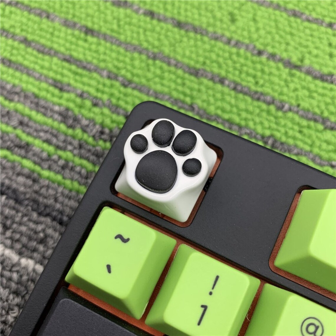 Cute Cat Keycaps White and Pink Glitter Paw Keycap Set Resin Etsy