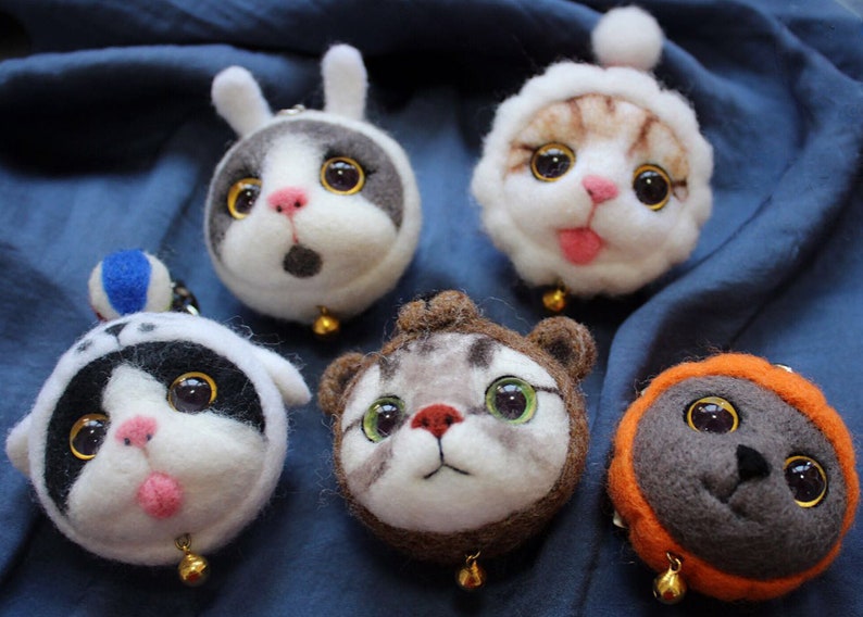 personalized necklace,personalized gift,custom pet portrait,wool felt customization version pet avatar,Needle Felted Kitty/'s Head