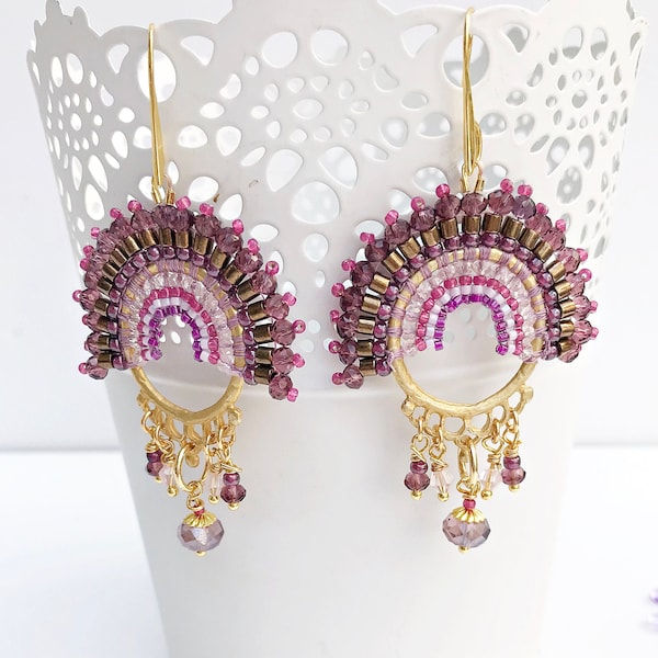 ausgefallene Ohrringe mit Perlen | Bohemian Creolen | rosa lila Hängeohrringe | Perlenohrringe orientalisch | IbizaSchmuck