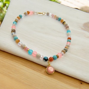 Boho-style pearl necklace PEACH BLOSSOM gold | Necklace for women with real agate, turquoise & calcite | Ibiza jewelry