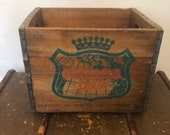 Vintage Canada Dry Crate