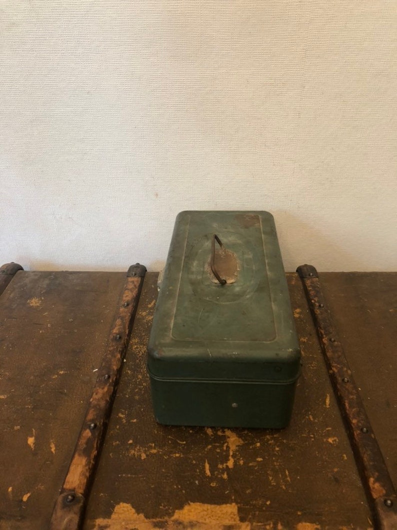 Vintage Small Green Tacklebox