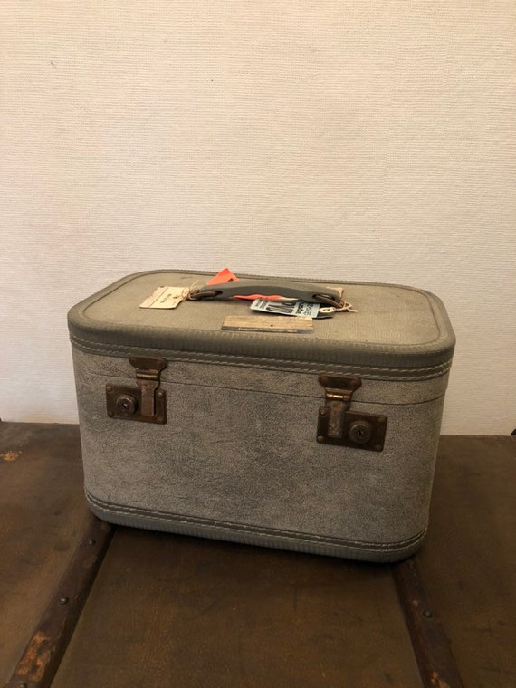 vintage makeup suitcase