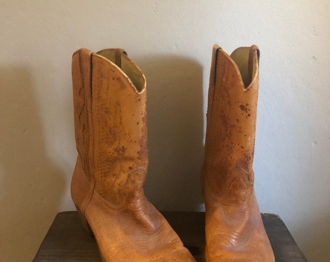 Vintage Woman's Cowboy Boots