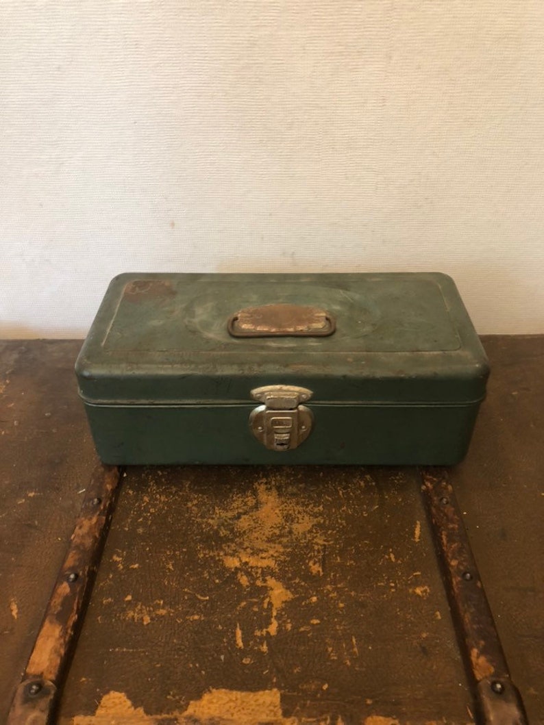 Vintage Small Green Tacklebox