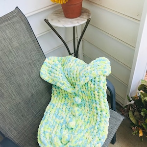 Bebé Papoose de ganchillo / portabebés