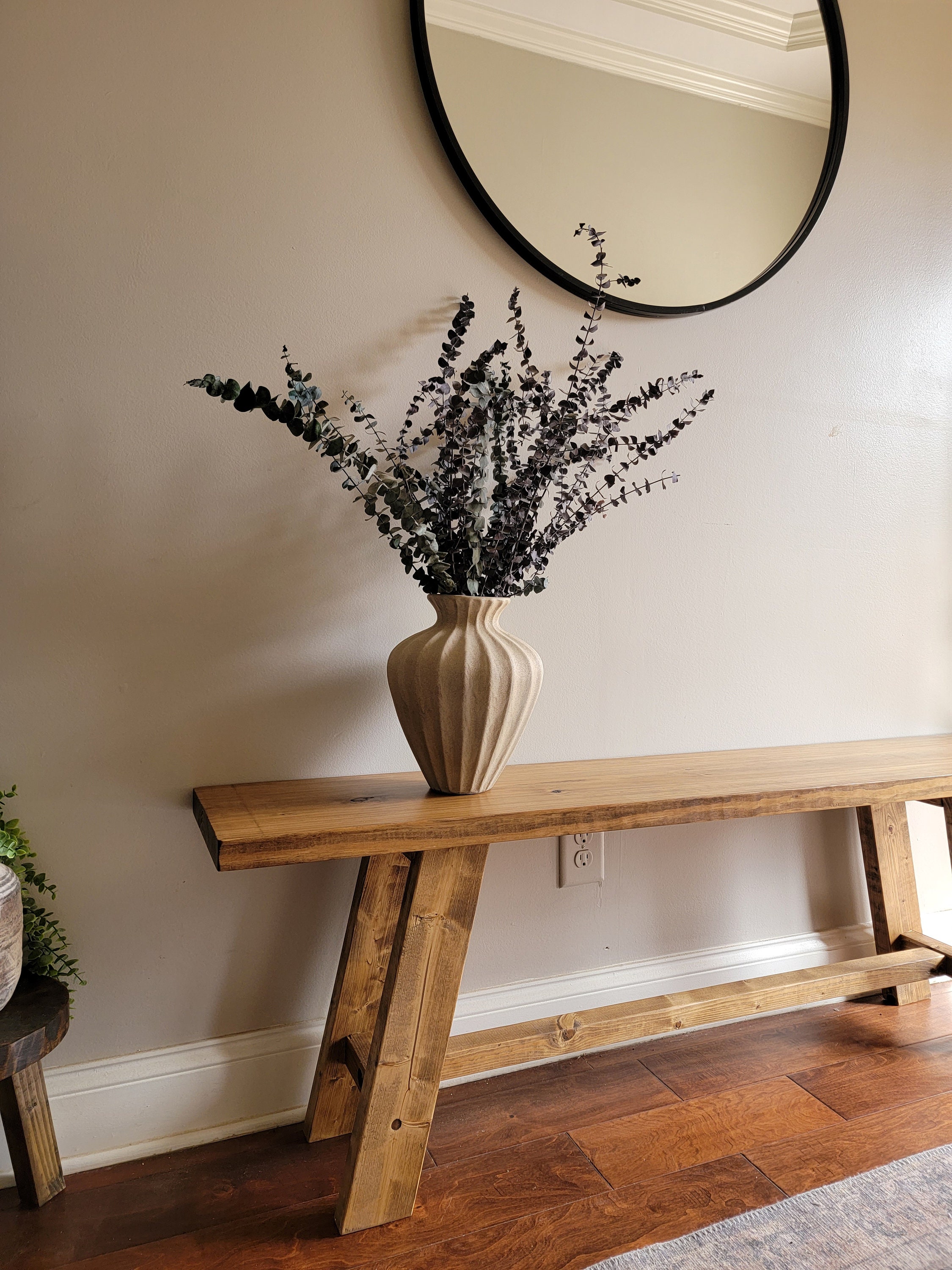 Simply Beautiful Solid Wood Entryway Bench End of Bed Bench