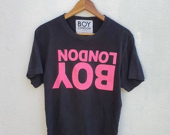 Camisetas Vintage Boy London Mirror Spellout Neon Top