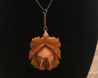 Vintage Necklace Hand Carved Flower Bakelite Rose Pendant on Gold-tone Chain