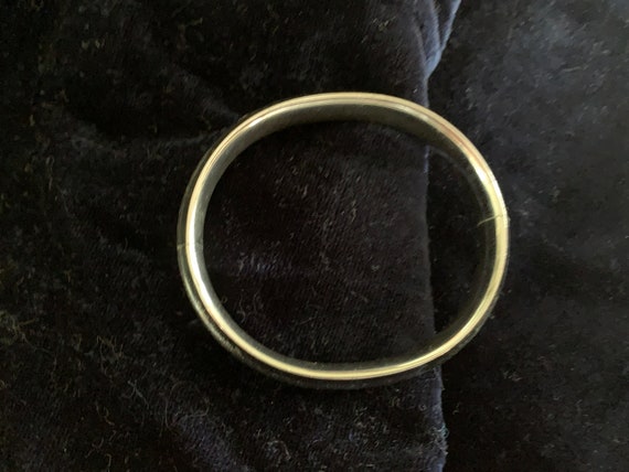 Berry Small Hinged Bangle, Ebony