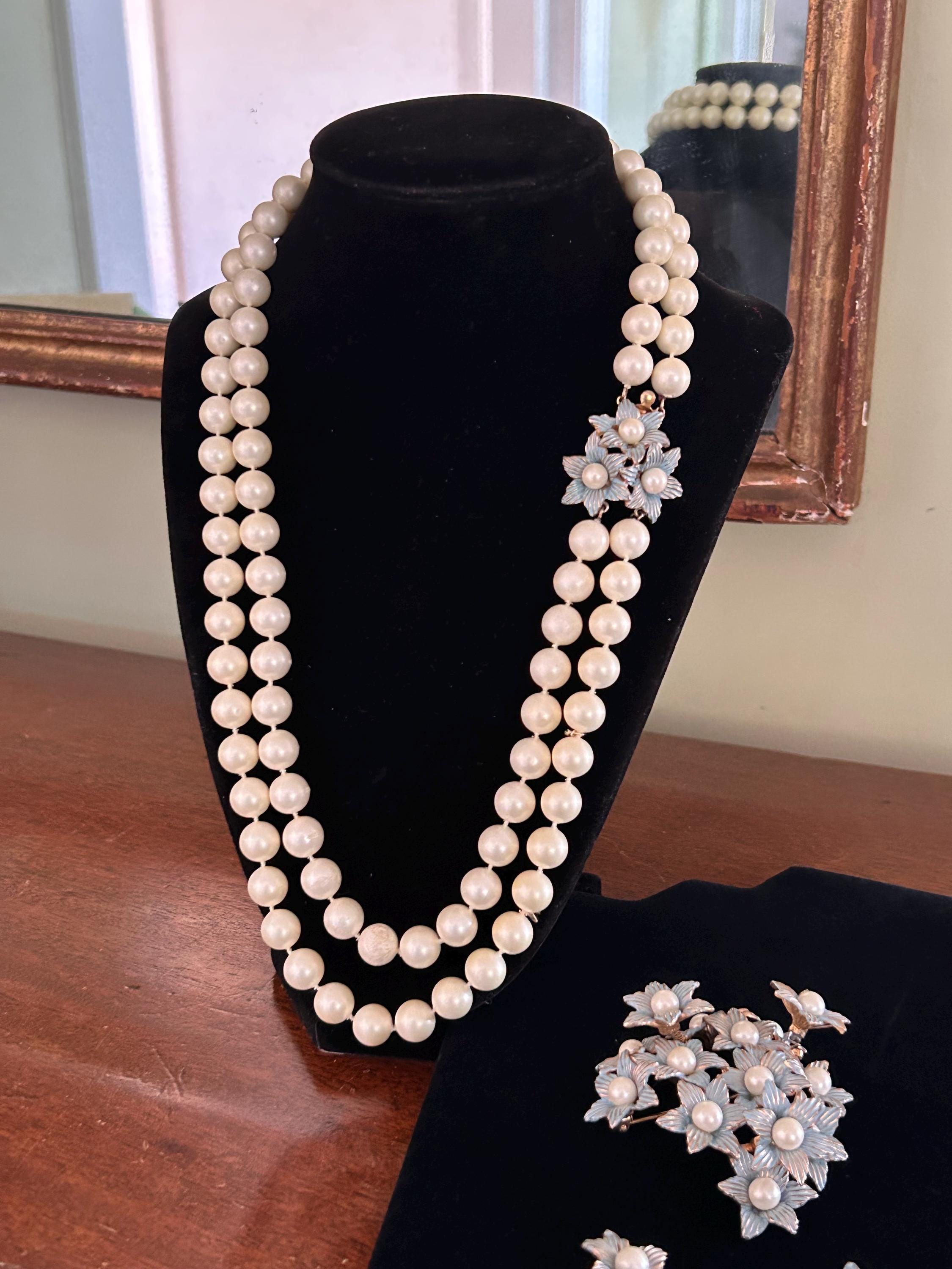 Vintage Marvella Parure Set of Temble Brooch Earrings and Faux