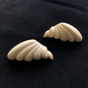 Vintage NAPIER Wing Clip On Earrings Acrylic