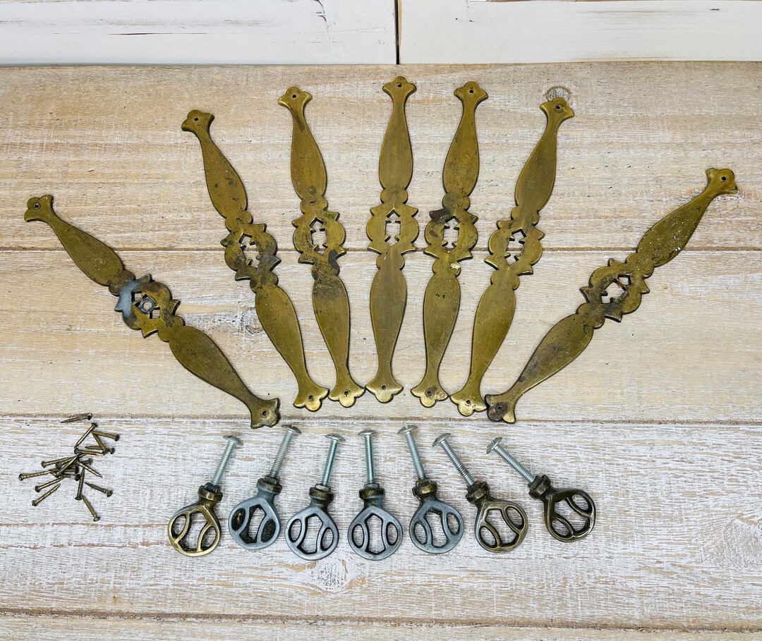 Vintage Drawer Pulls, Antique Metal Dresser Pulls, Vintage Dresser