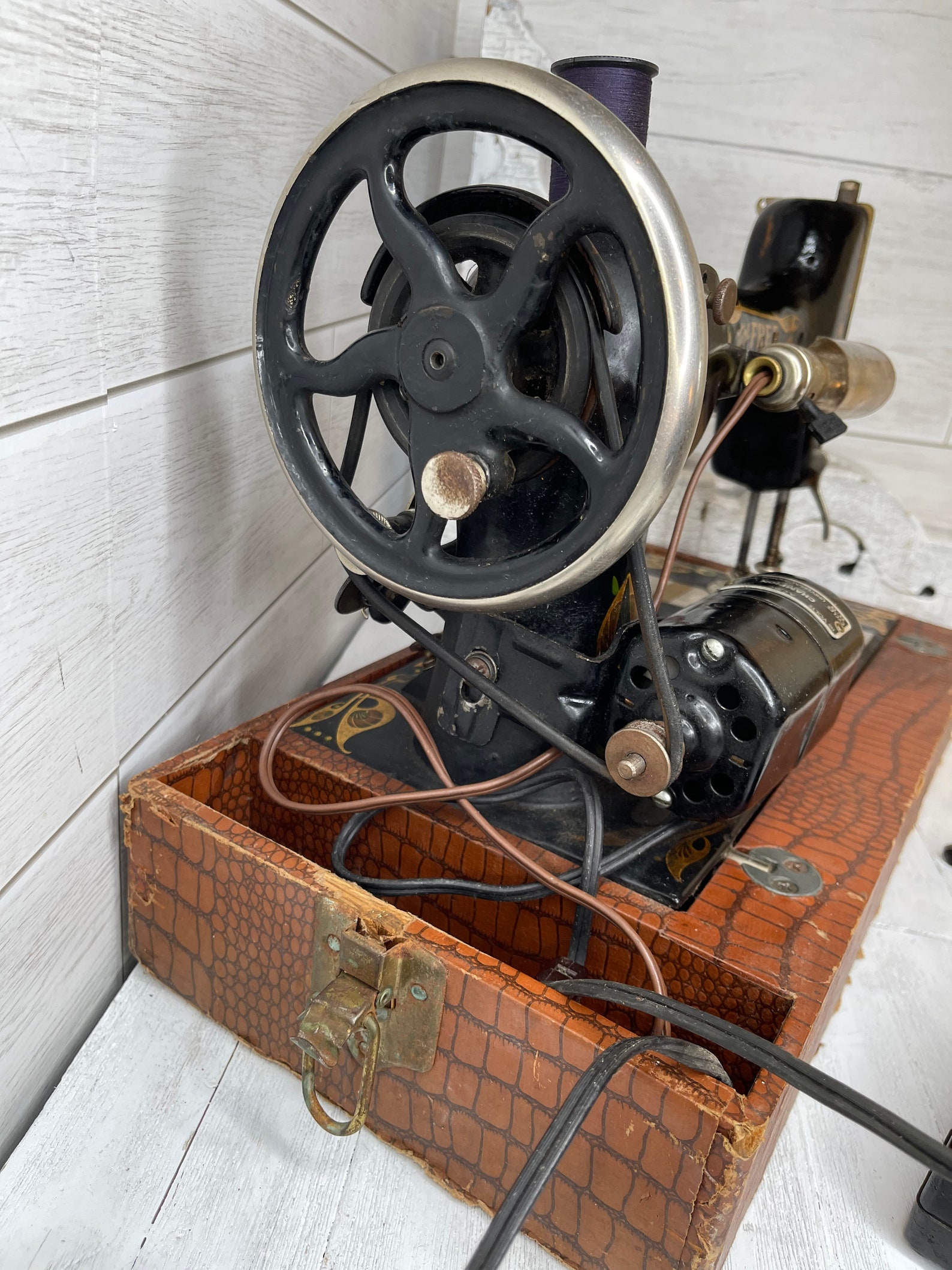 The Free Sewing Machine Co. Rockford Ill Antique Free Etsy