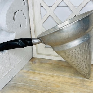 Vintage Wear-Ever Aluminum Cone Sieve Strainer, Cone Strainer Colander Sieve Canning