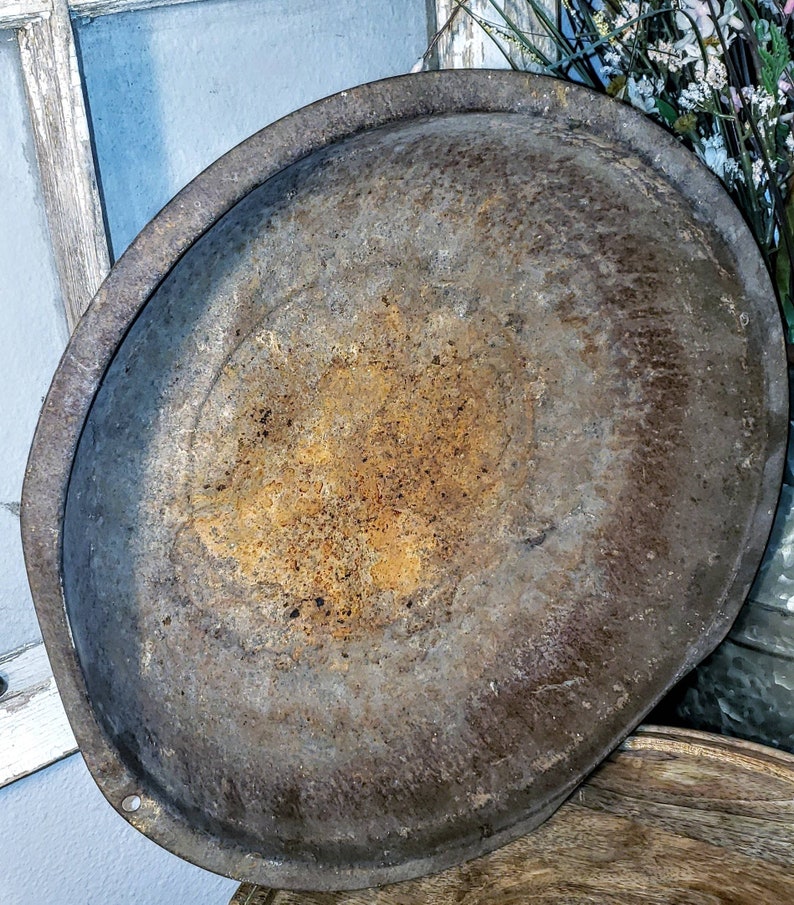 Primitive Rusty Bowl Primitive Kitchen Bowl Antique Rusty Etsy