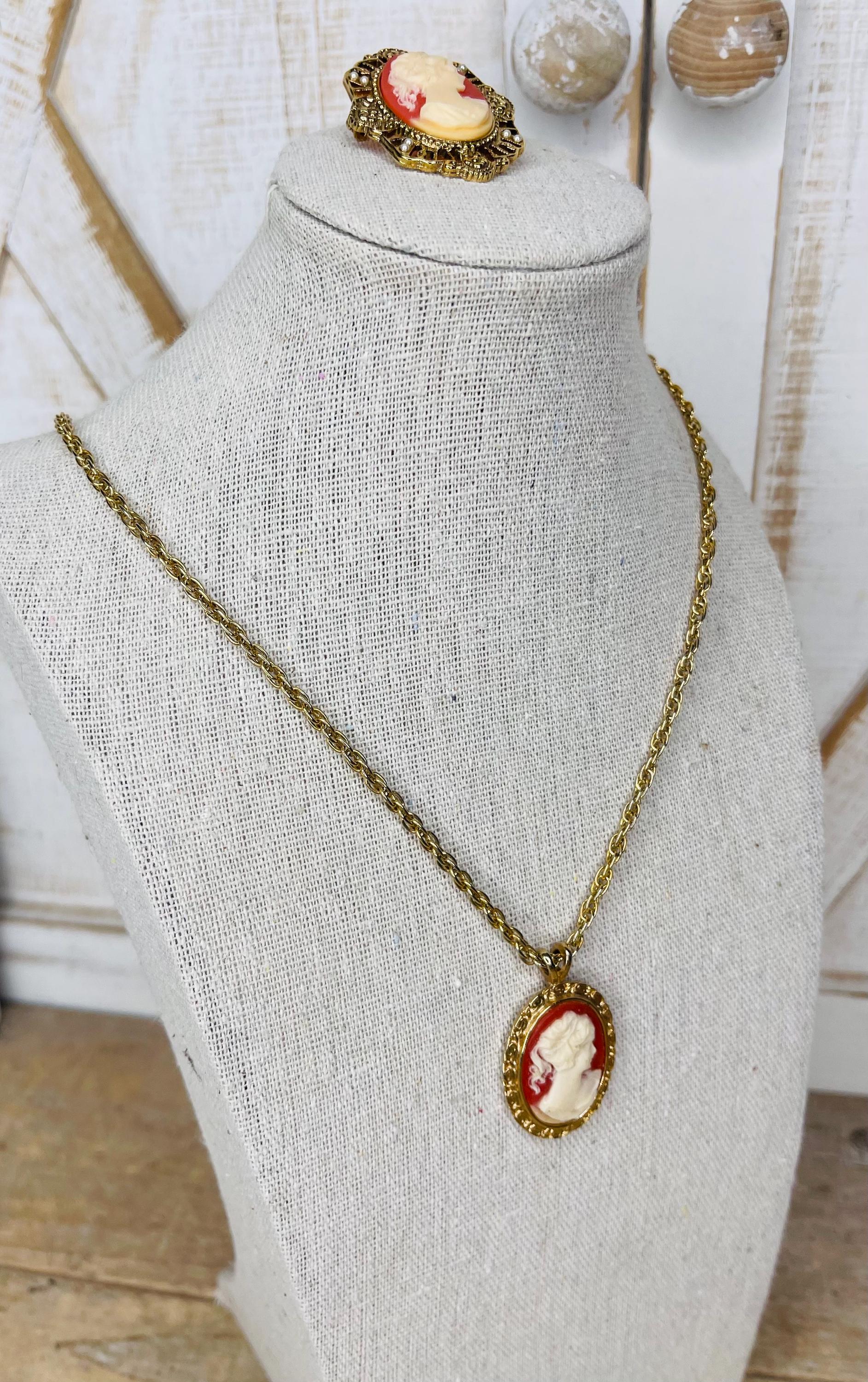 【HYERES LOR】Petit Lor Silhouette Antique Chain Necklace HYERES LOR】Petit Lor Silhouette Antique Chain Necklace