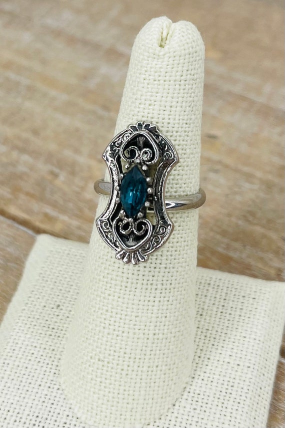 Vintage Costume Jewelry, Vintage Blue Stone Ring, 