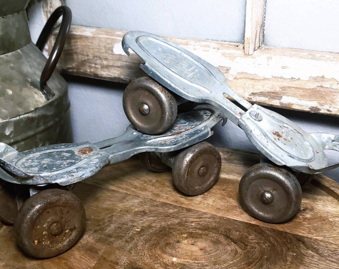 Vintage Marvel Metal Roller Skates 1950s, No 197, Farmhouse Decor
