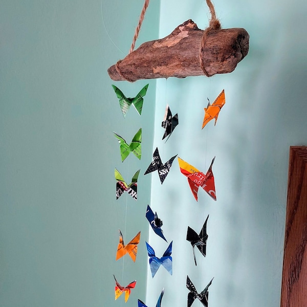 Origami Butterfly Mobile plié à la main - Emballages de sachets de thé recyclés