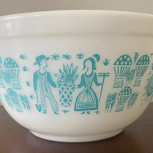 VTG Pyrex Amish Butterprint 402 1 1/2 Quart Mixing Bowl