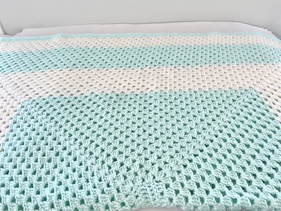 Size of crib blanket crochet hotsell