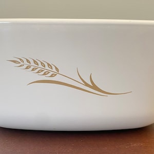 VTG Corning Ware 1 1/2 Quart Golden Wheat Casserole